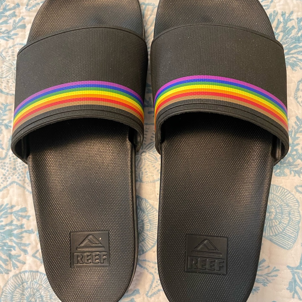 Reef Black Sandals with Multicolor Stripe